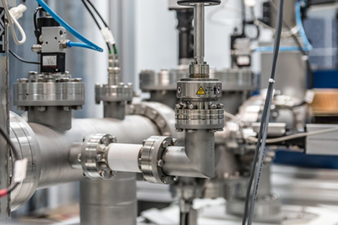 In refineries, valves play a vital role in ensuring safe, efficient, and reliable operations across crude oil processing, distillation, catalytic cracking, and product blending. Given the extreme conditions—high temperatures, high pressures, and corrosive or flammable media—refineries require robust, precision-engineered valves. Key valve types include:1. Gate Valves – Used for isolation in high-pressure crude oil and gas pipelines, offering tight shut-off and minimal pressure drop.2. Globe Valves – Ideal for precise flow control in refining processes, such as feed lines and cooling systems.3. Ball Valves – Preferred for quick shut-off in fuel gas, LNG, and hydrocarbon transfer due to their tight sealing and durability.4. Check Valves – Prevent backflow in pump discharge and compressor lines, protecting critical equipment.5. Butterfly Valves – Used in large-diameter cooling water and low-pressure hydrocarbon systems for efficient flow regulation.6. Plug Valves – Common in slurry and heavy oil applications, providing reliable sealing in abrasive services.7. Safety & Relief Valves – Essential for overpressure protection in vessels, reactors, and pipelines.Our refinery-grade valves are built to withstand harsh conditions, meeting API, ANSI, and ASME standards. With materials like stainless steel, alloy C276, and cryogenic-rated designs, they ensure long-term performance in critical refining processes.